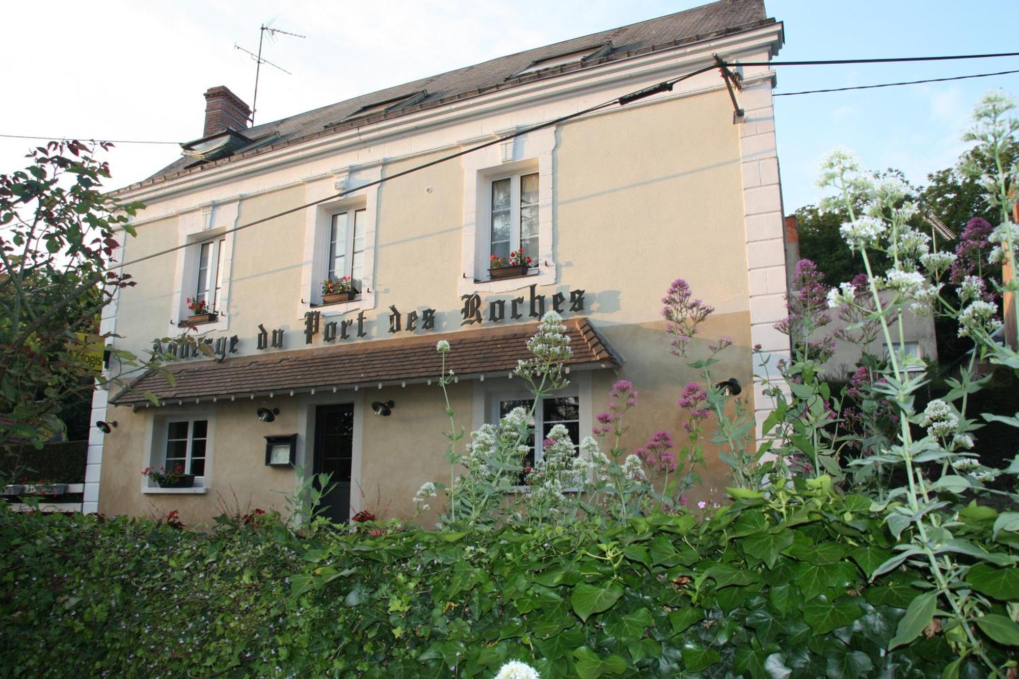 L'Auberge du Port des Roches Luche-Pringe Exterior foto